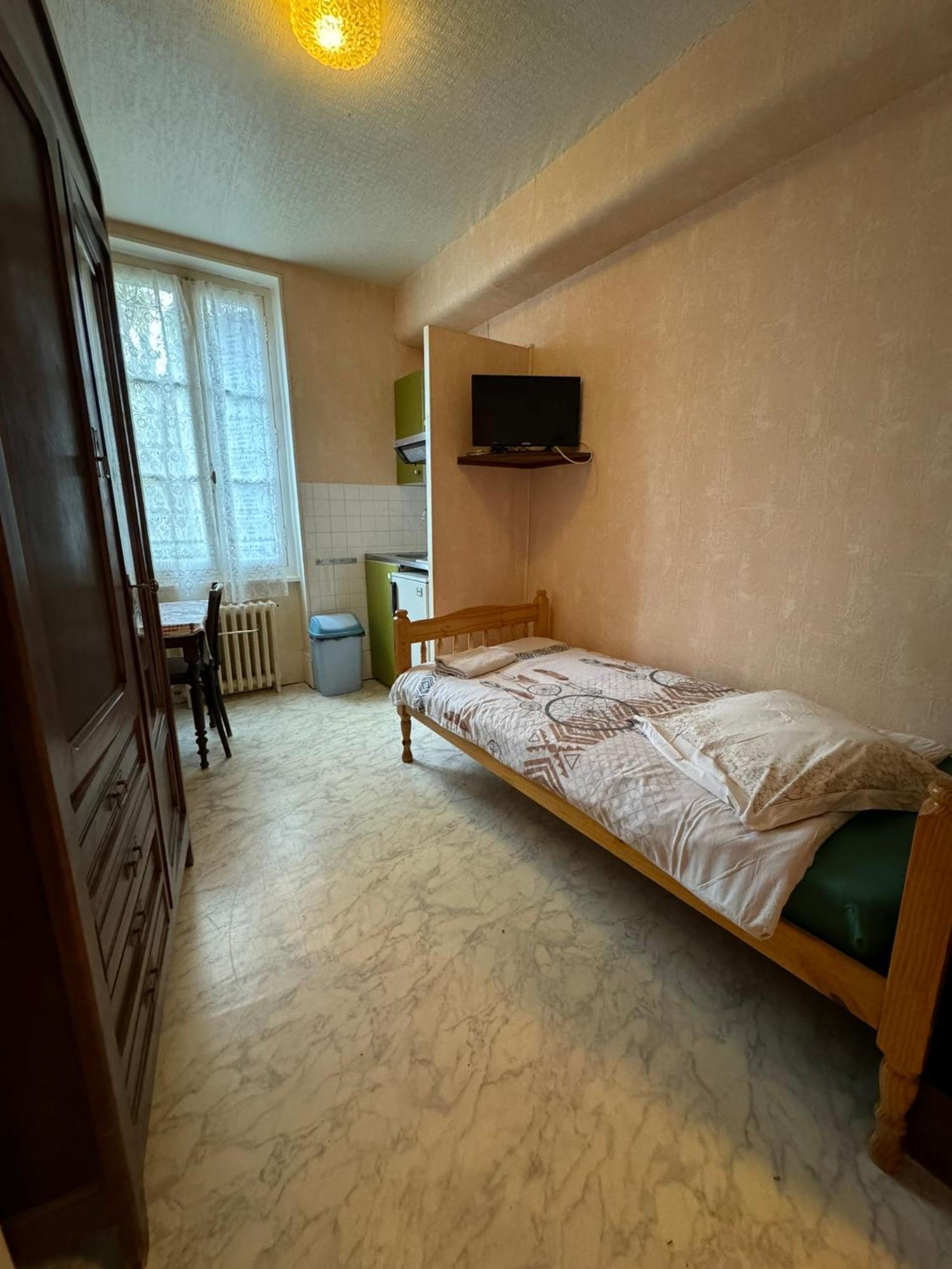 Aquanerius Residence Néris-les-Bains Екстериор снимка
